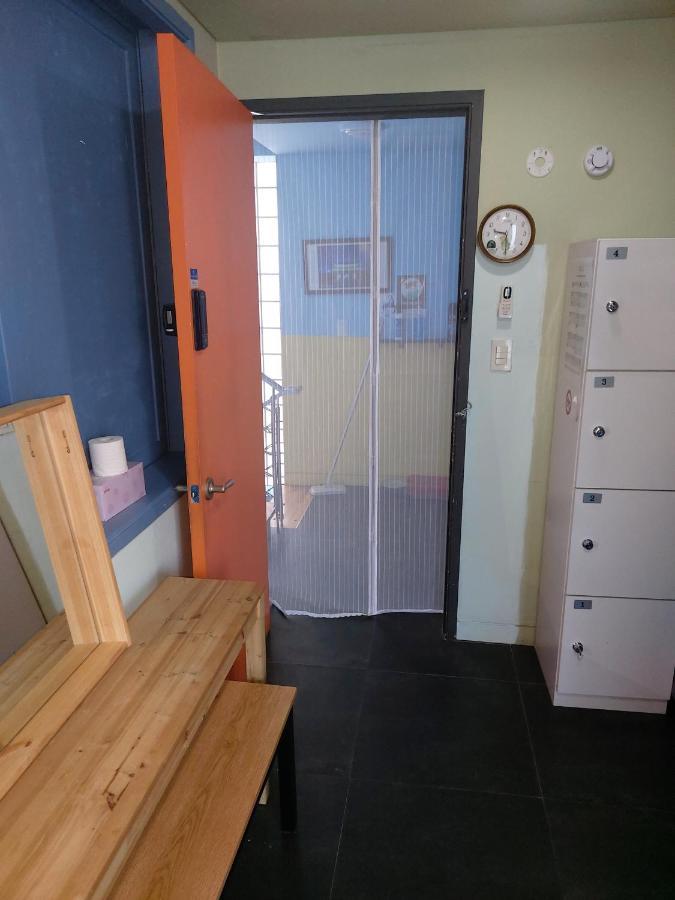 Buzz Guesthouse Hostel Seoul Luaran gambar