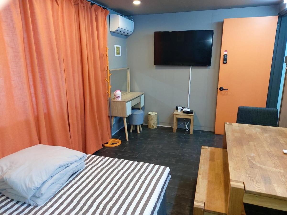 Buzz Guesthouse Hostel Seoul Luaran gambar