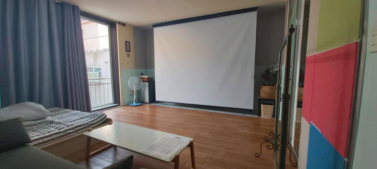 Buzz Guesthouse Hostel Seoul Luaran gambar