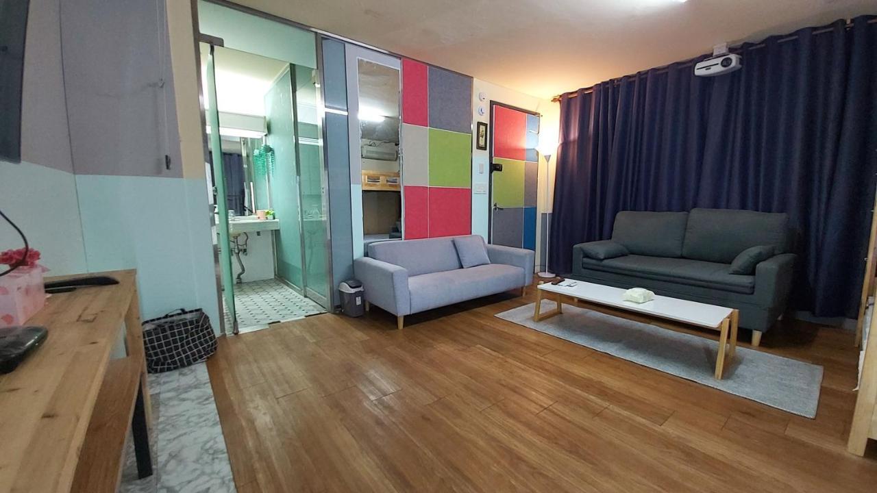 Buzz Guesthouse Hostel Seoul Luaran gambar