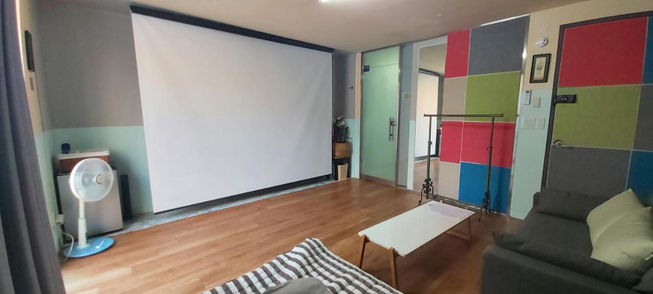 Buzz Guesthouse Hostel Seoul Luaran gambar