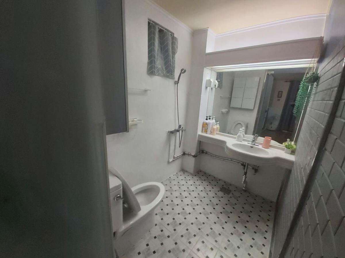 Buzz Guesthouse Hostel Seoul Luaran gambar